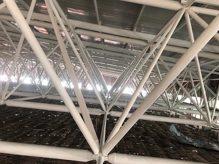 合作大型螺栓球网架施工厂家